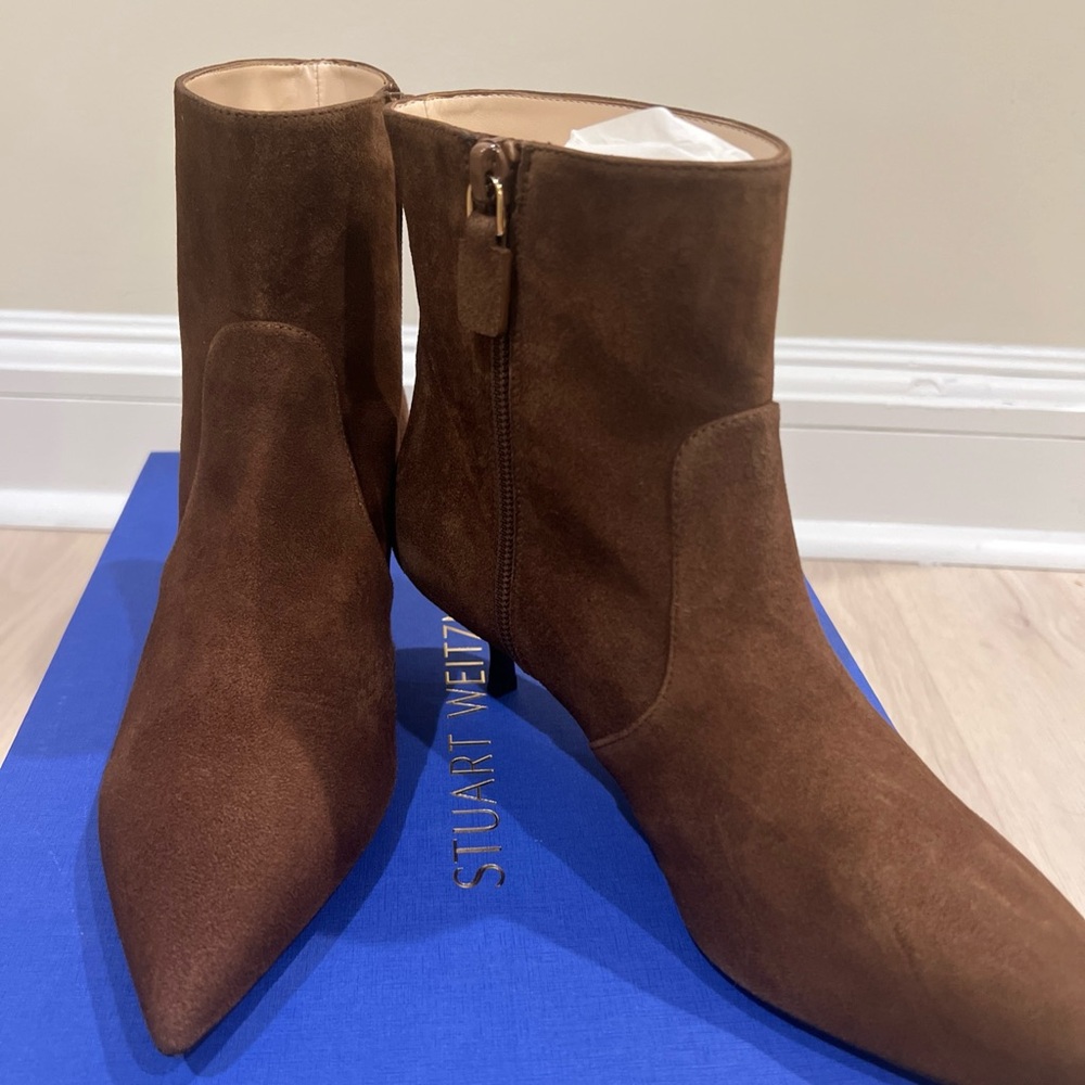 Stuart Weitzman Mara 50 Chocolate Suede Ankle Booties Size 38
